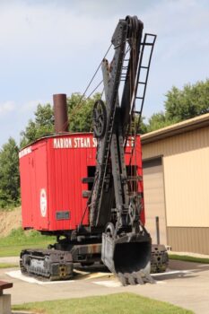 Huber Steam Shovel