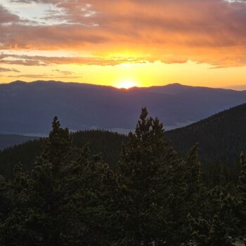 A sunrise over the hills.